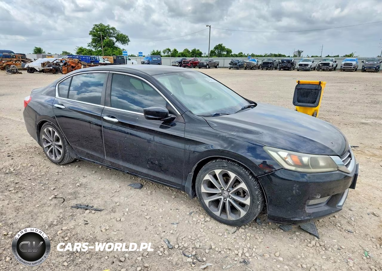 2015 Honda Accord Sport VIN:1HGCR2F57FA084307 - 4