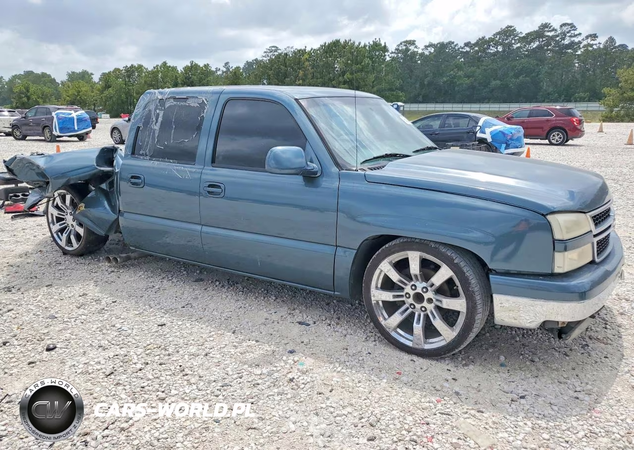 2007 Chevrolet Silverado C1500 Classic Crew Cab VIN:2GCEC13Z771167449 - 4