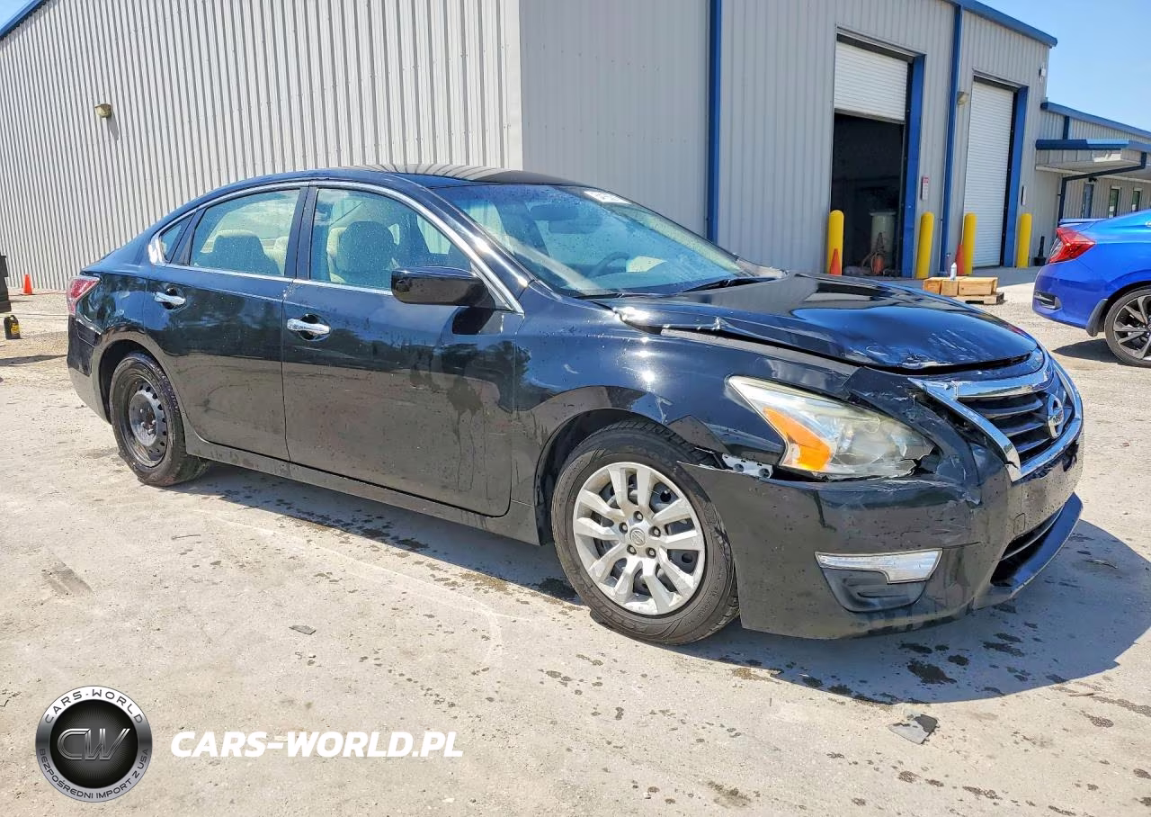 2014 Nissan Altima 2.5 S VIN:1N4AL3AP3EC295759 - 4