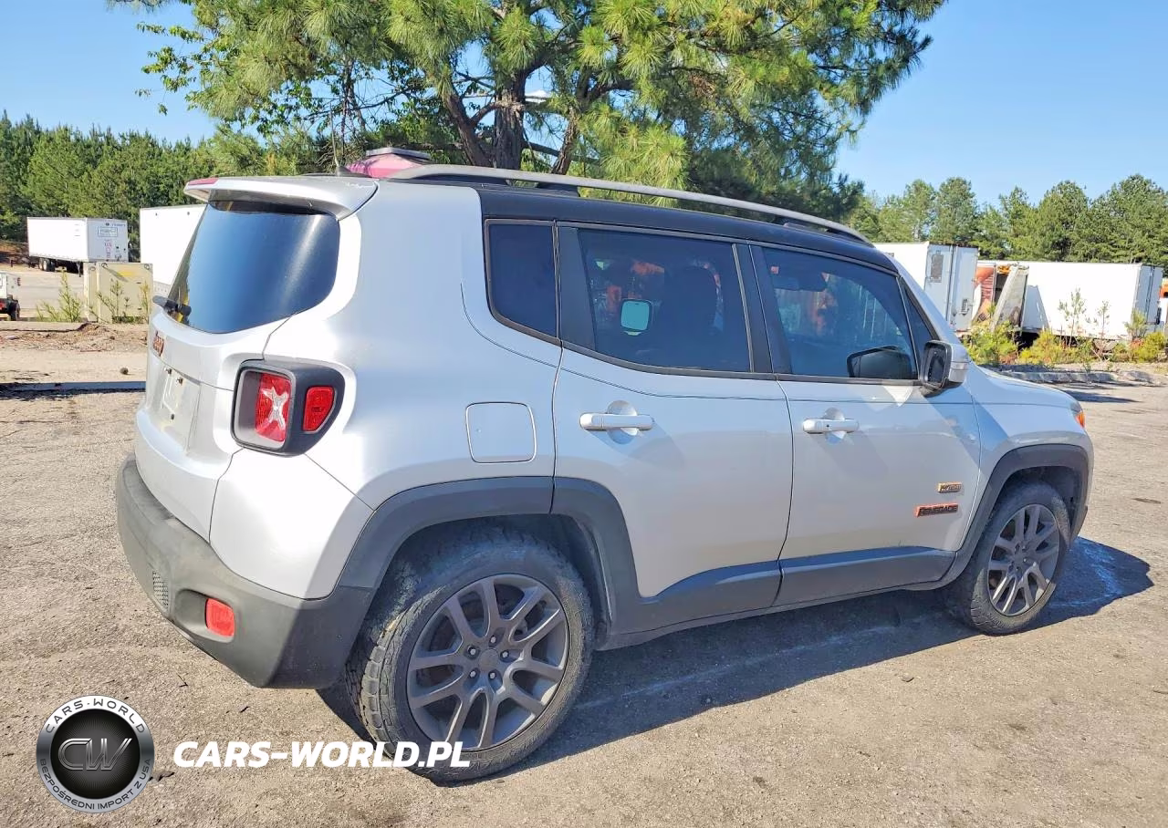 2016 Jeep Renegade Latitude VIN:ZACCJABT5GPD62076 - 3