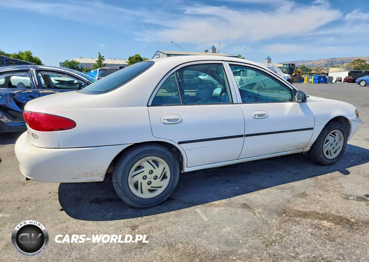 1998 Ford Escort Lx VIN:1FAFP10P2WW237819 - 3