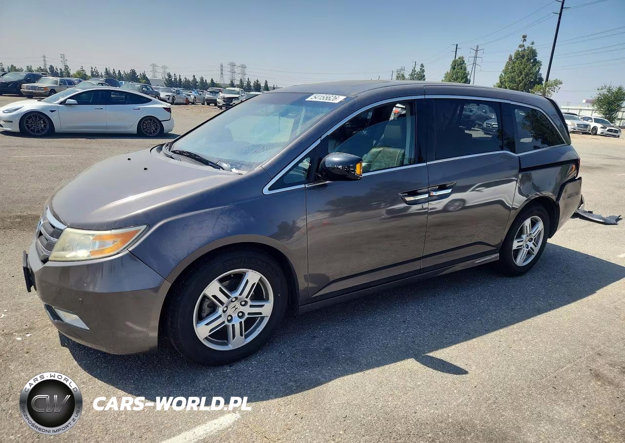 2012 Honda Odyssey Touring – zdjęcie 1 z 12