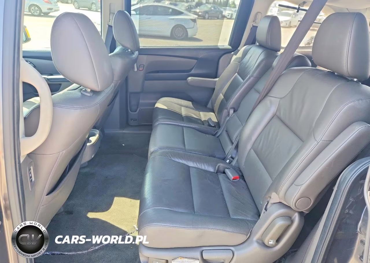 2012 Honda Odyssey Touring VIN:5FNRL5H92CB136277 - 10