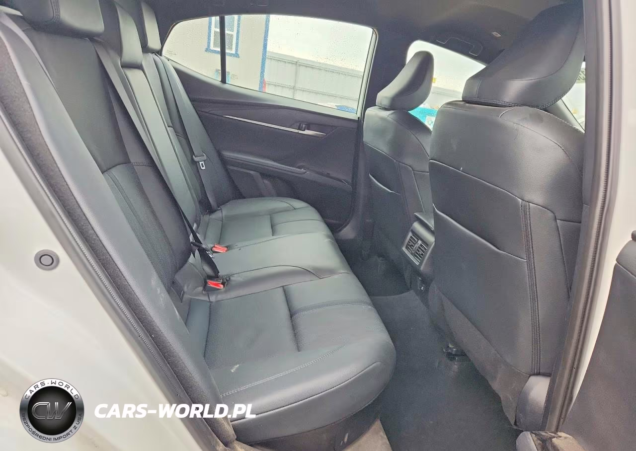 2025 Toyota Camry Xse VIN:4T1DAACKXSU119960 - 10
