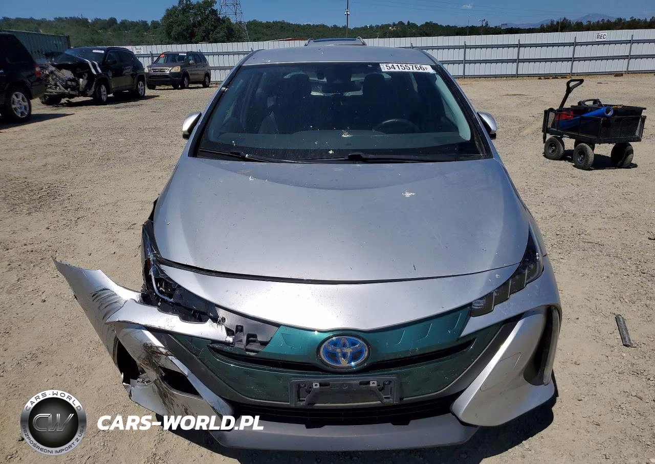2017 Toyota Prius Prime Plus VIN:JTDKARFP7H3037619 - 5