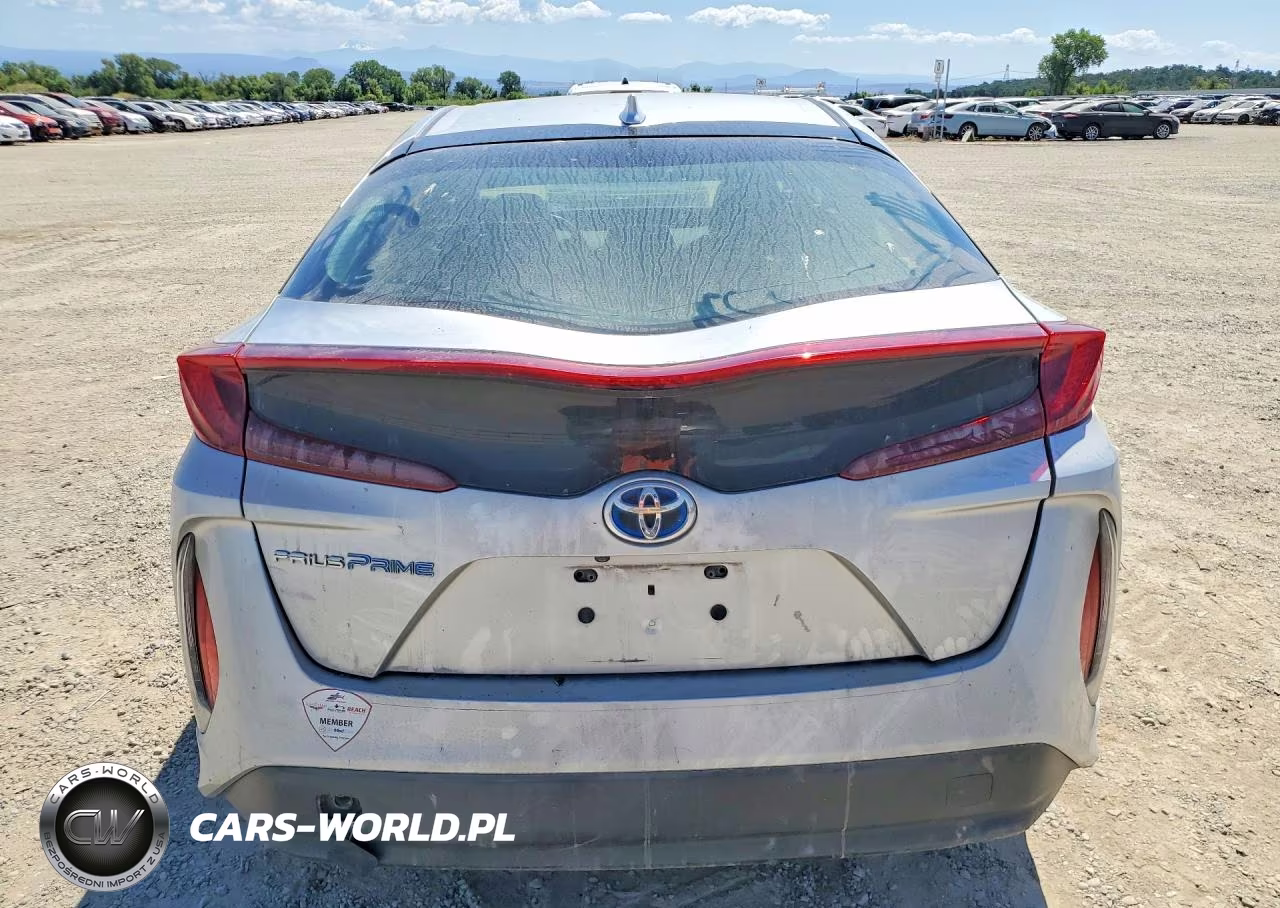 2017 Toyota Prius Prime Plus VIN:JTDKARFP7H3037619 - 6