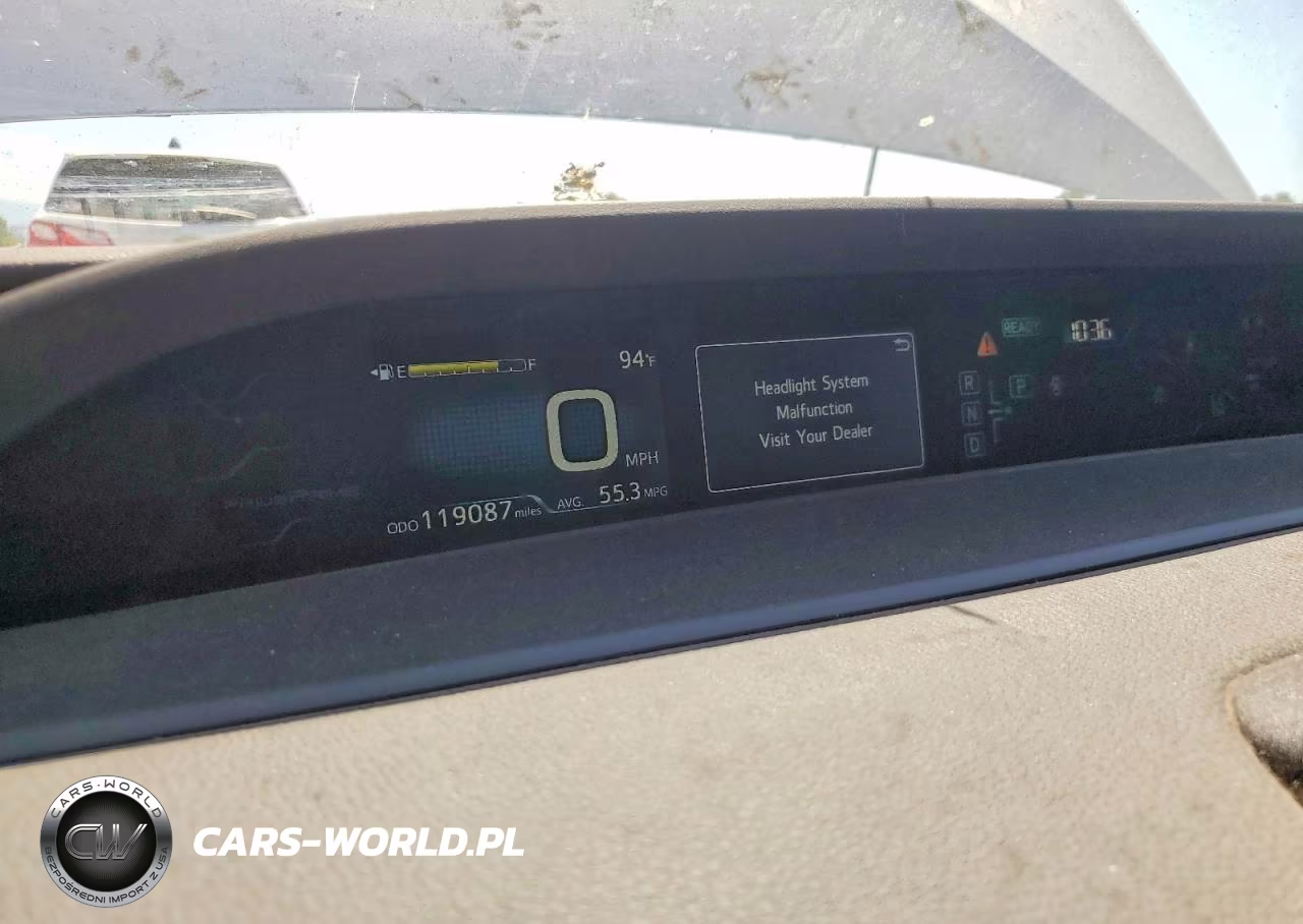 2017 Toyota Prius Prime Plus VIN:JTDKARFP7H3037619 - 9