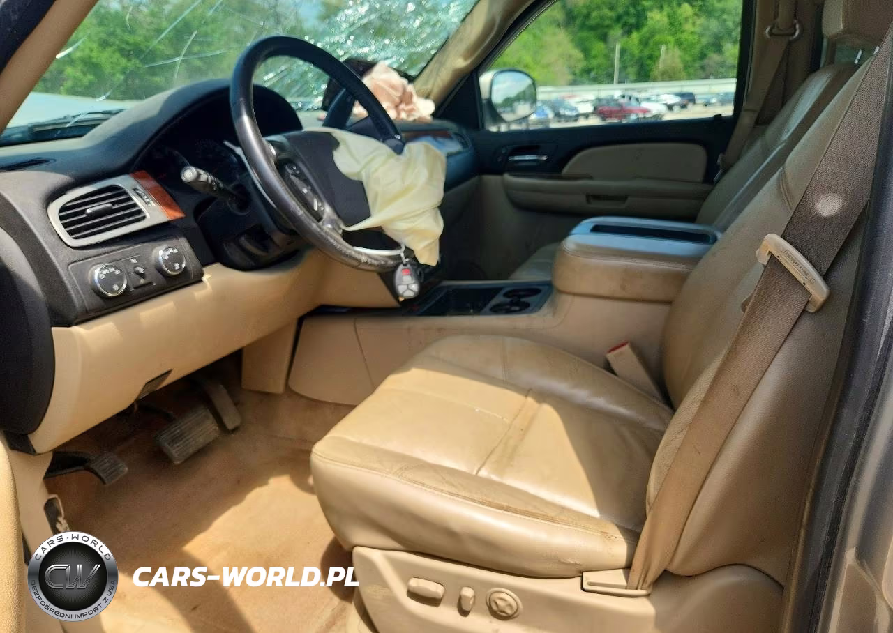 2007 Chevrolet Tahoe K1500 VIN:1GNFK13067R254038 - 7