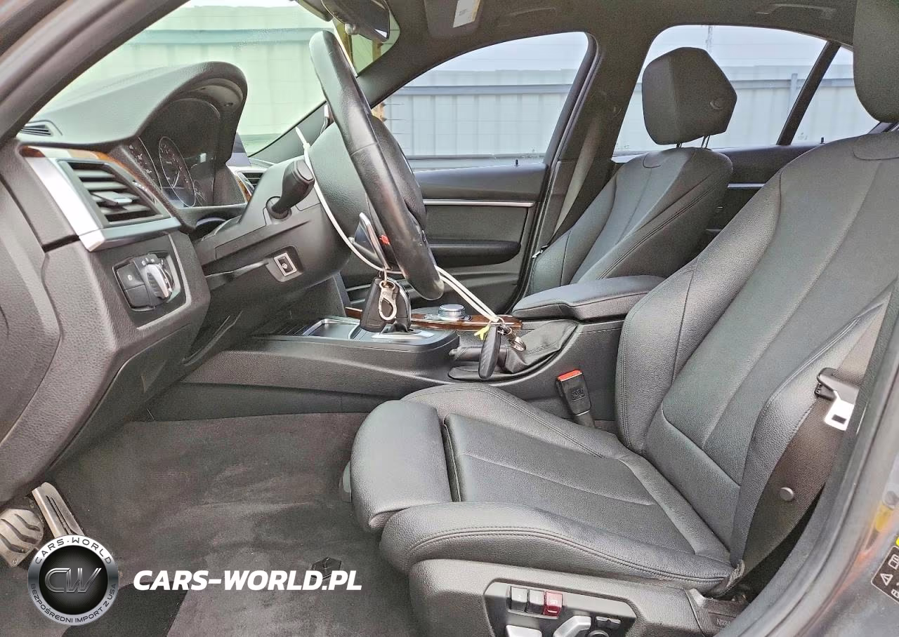 2018 BMW 330 Xi VIN:WBA8D9G54JNU67842 - 7