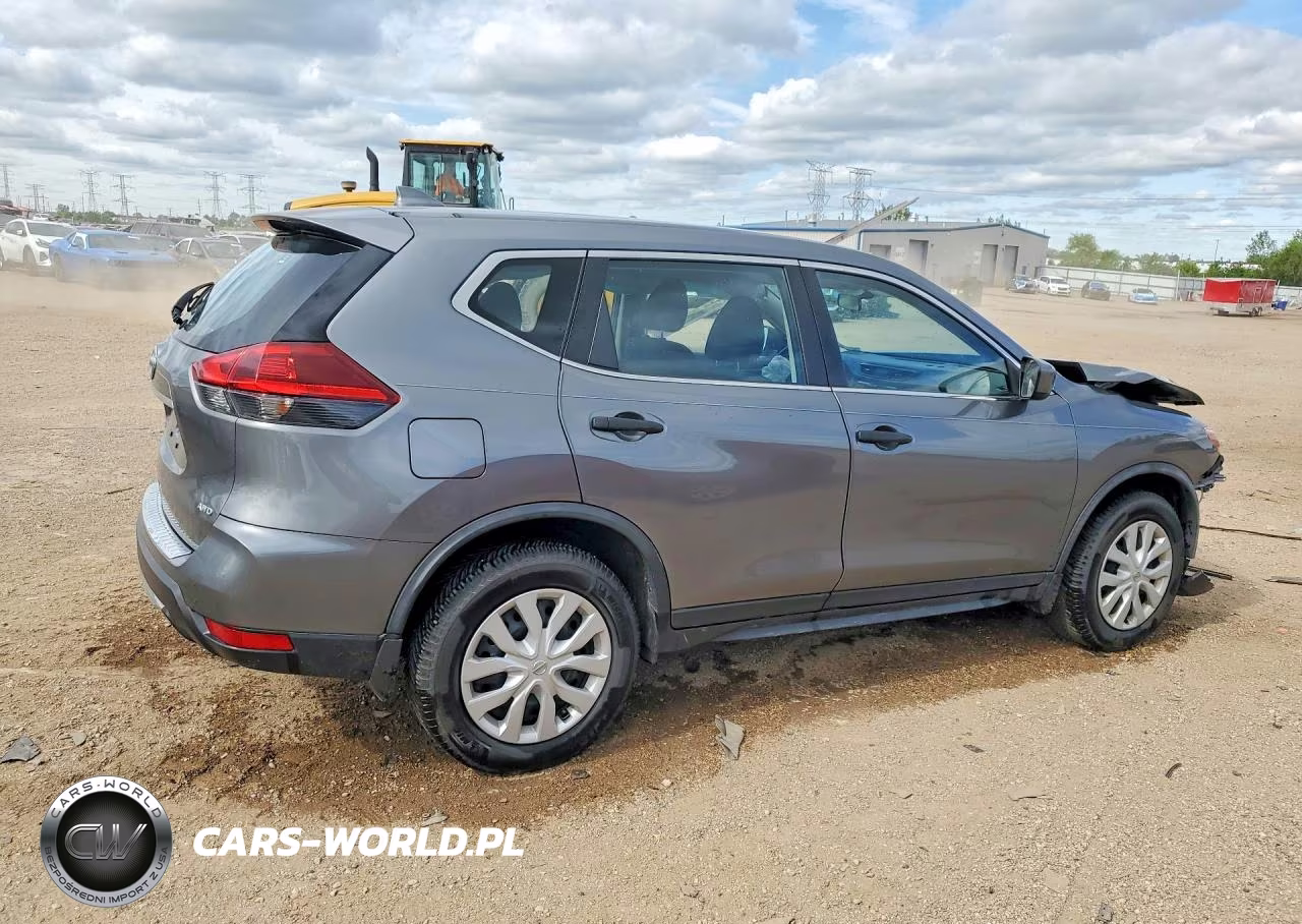 2018 Nissan Rogue S VIN:JN8AT2MV2JW328388 - 3