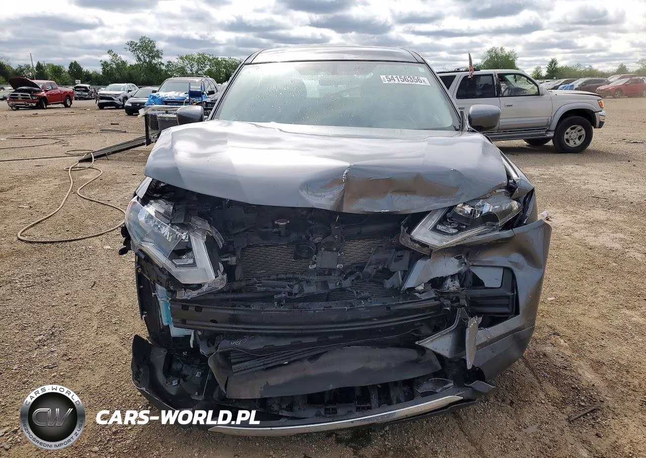 2018 Nissan Rogue S VIN:JN8AT2MV2JW328388 - 5