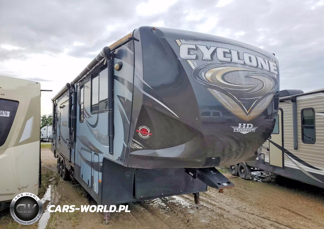 2016 Cyclone Recreational Vehicle (Rv)