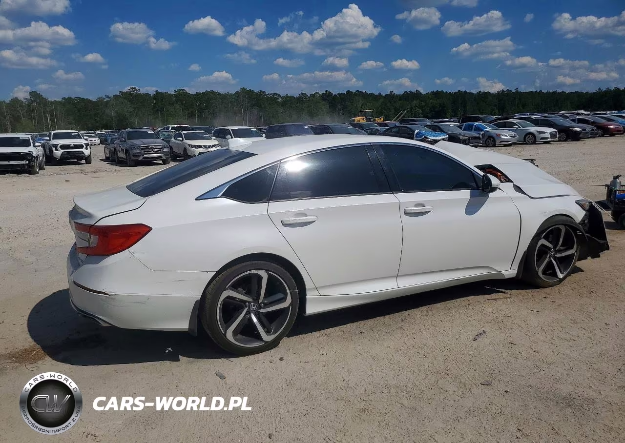 2018 Honda Accord Sport VIN:1HGCV2F31JA008181 - 3