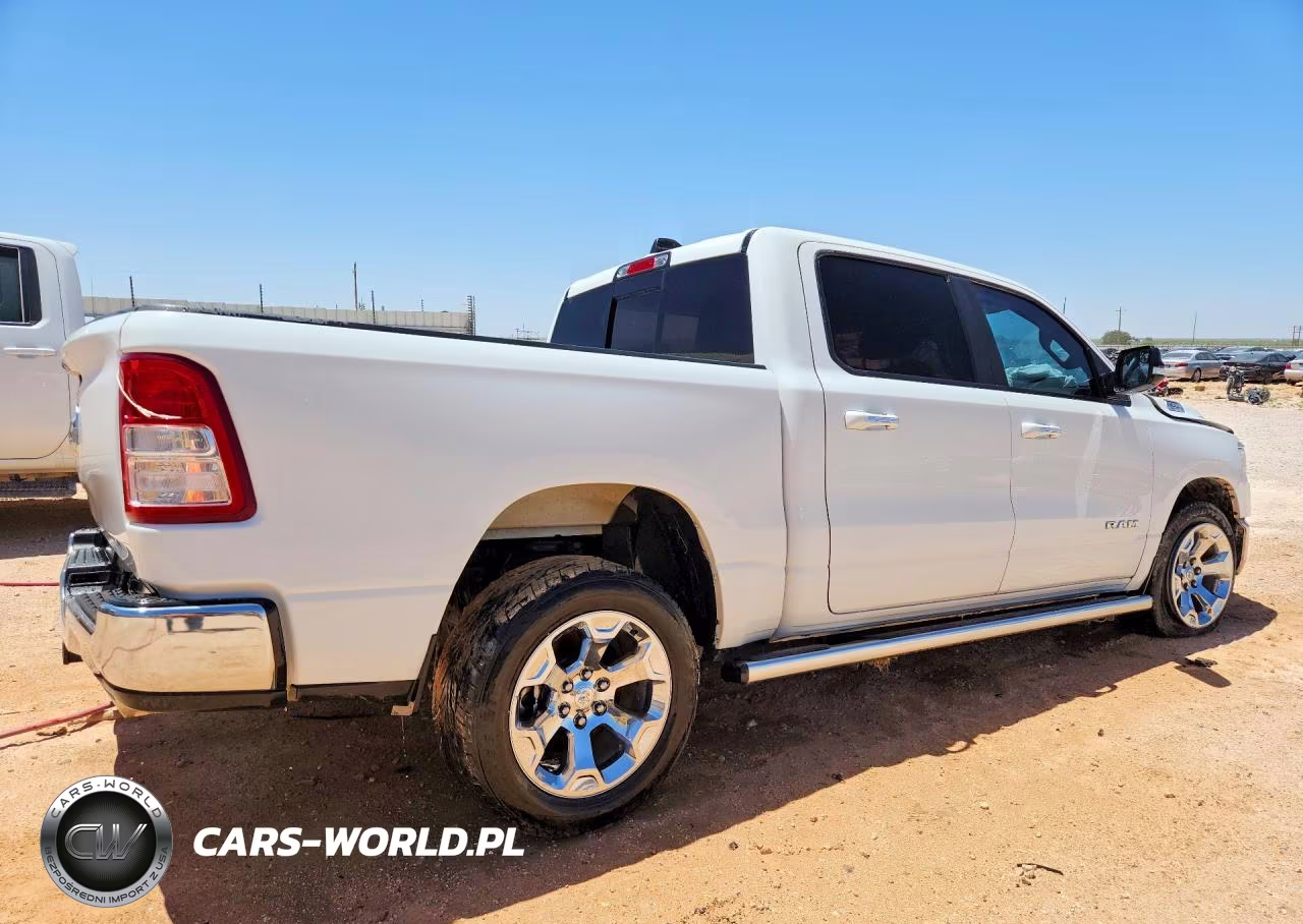 2020 Ram 1500 Big Horn-Lone Star VIN:1C6RREFT5LN180005 - 3