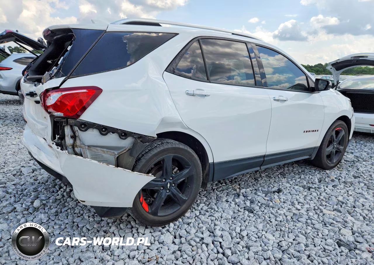 2020 Chevrolet Equinox Premier VIN:2GNAXNEVXL6217558 - 3