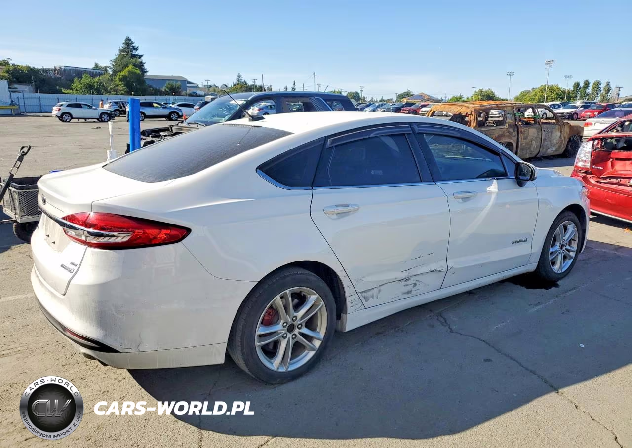 2018 Ford Fusion Se Hybrid VIN:3FA6P0LU6JR193914 - 3