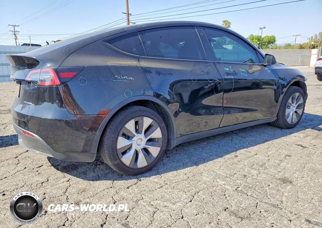 2021 Tesla Model Y VIN:5YJYGDEE0MF146688 - 3