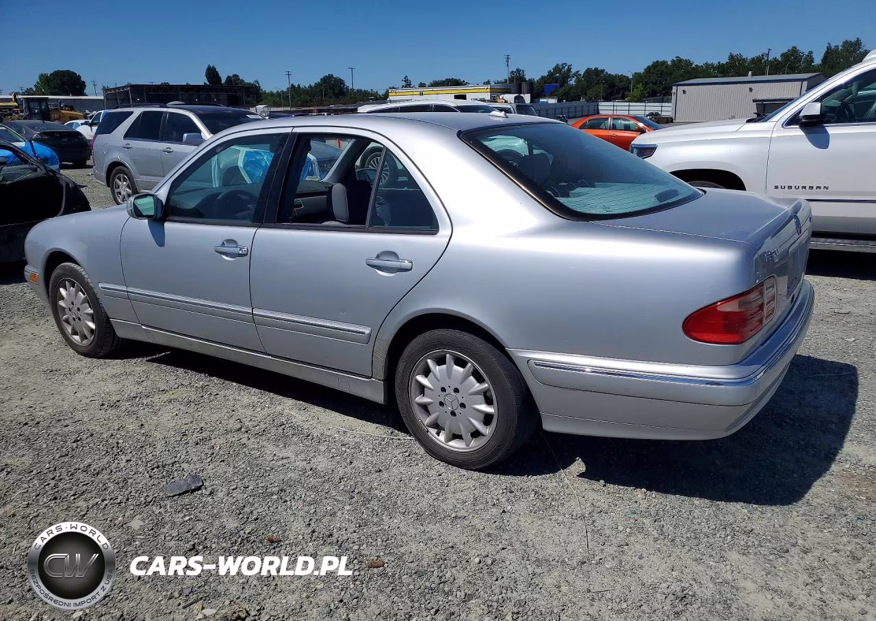 2002 Mercedes-Benz E 320 4Matic VIN:WDBJF82J82X072838 - 2