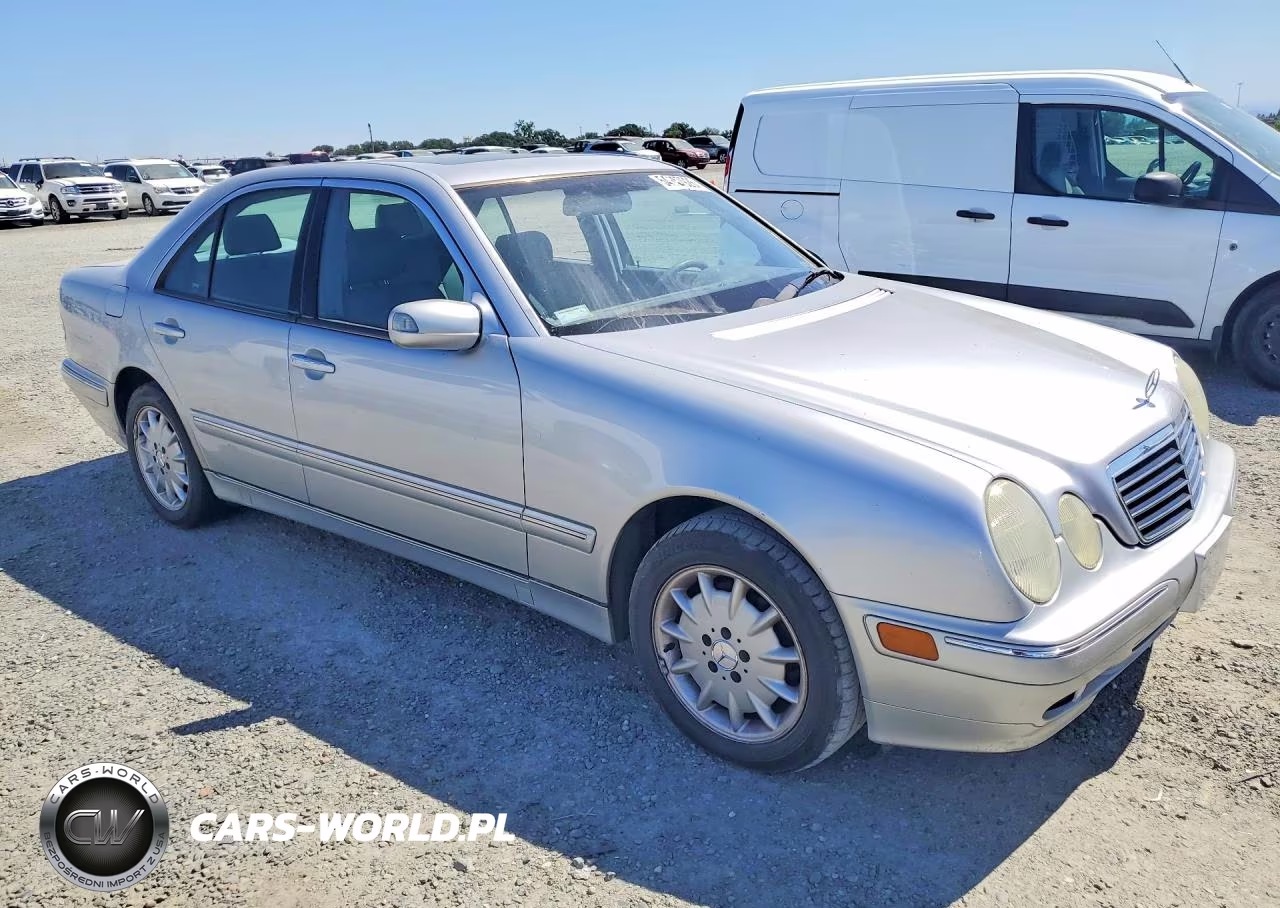 2002 Mercedes-Benz E 320 4Matic VIN:WDBJF82J82X072838 - 4