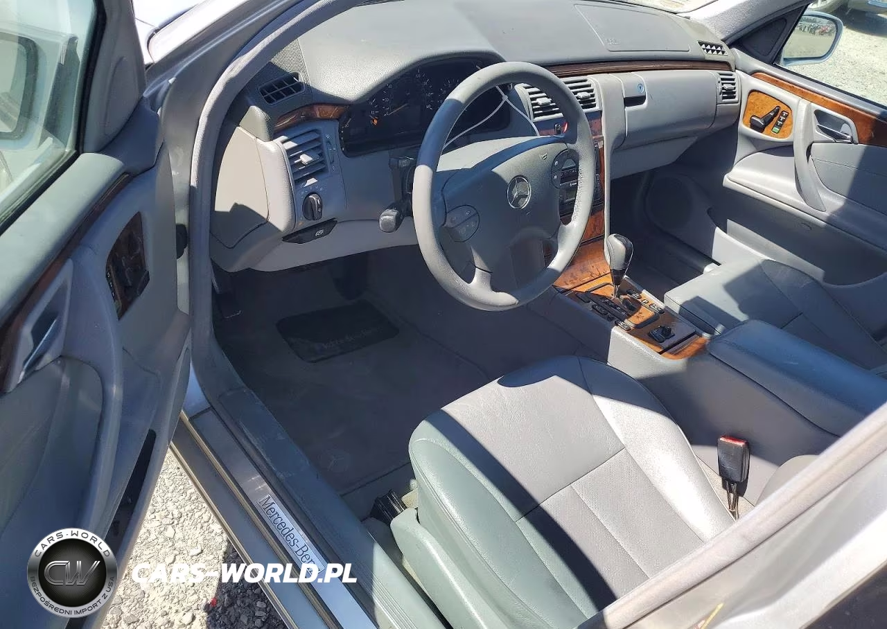 2002 Mercedes-Benz E 320 4Matic VIN:WDBJF82J82X072838 - 8