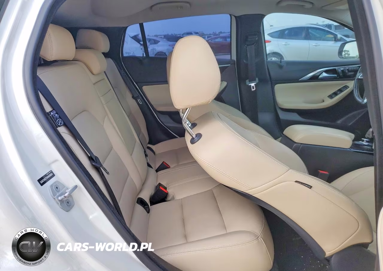 2017 Infiniti Qx30 Base VIN:SJKCH5CP2HA036254 - 10