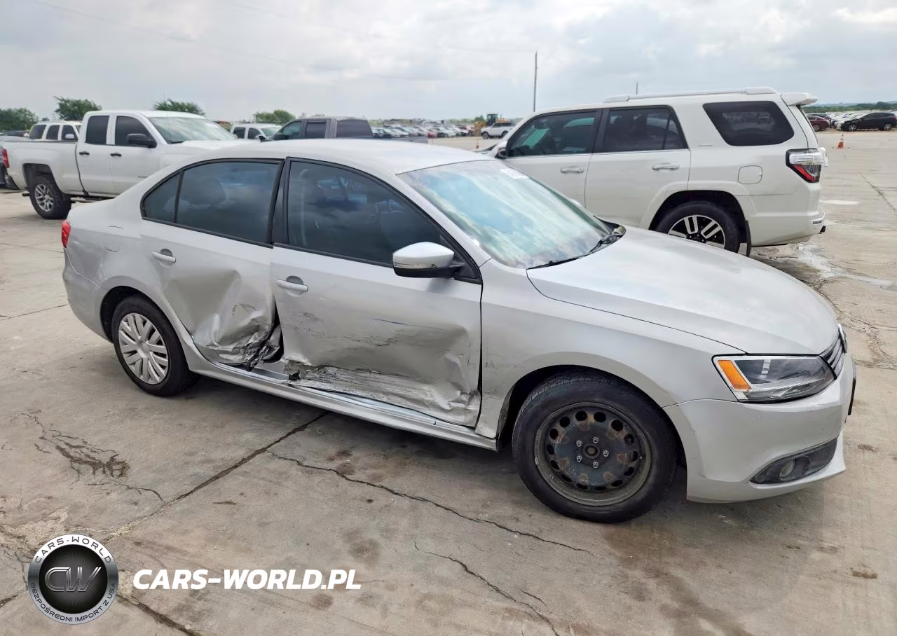 2014 Volkswagen Volkswagen VIN:3VWD17AJXEM214154 - 4