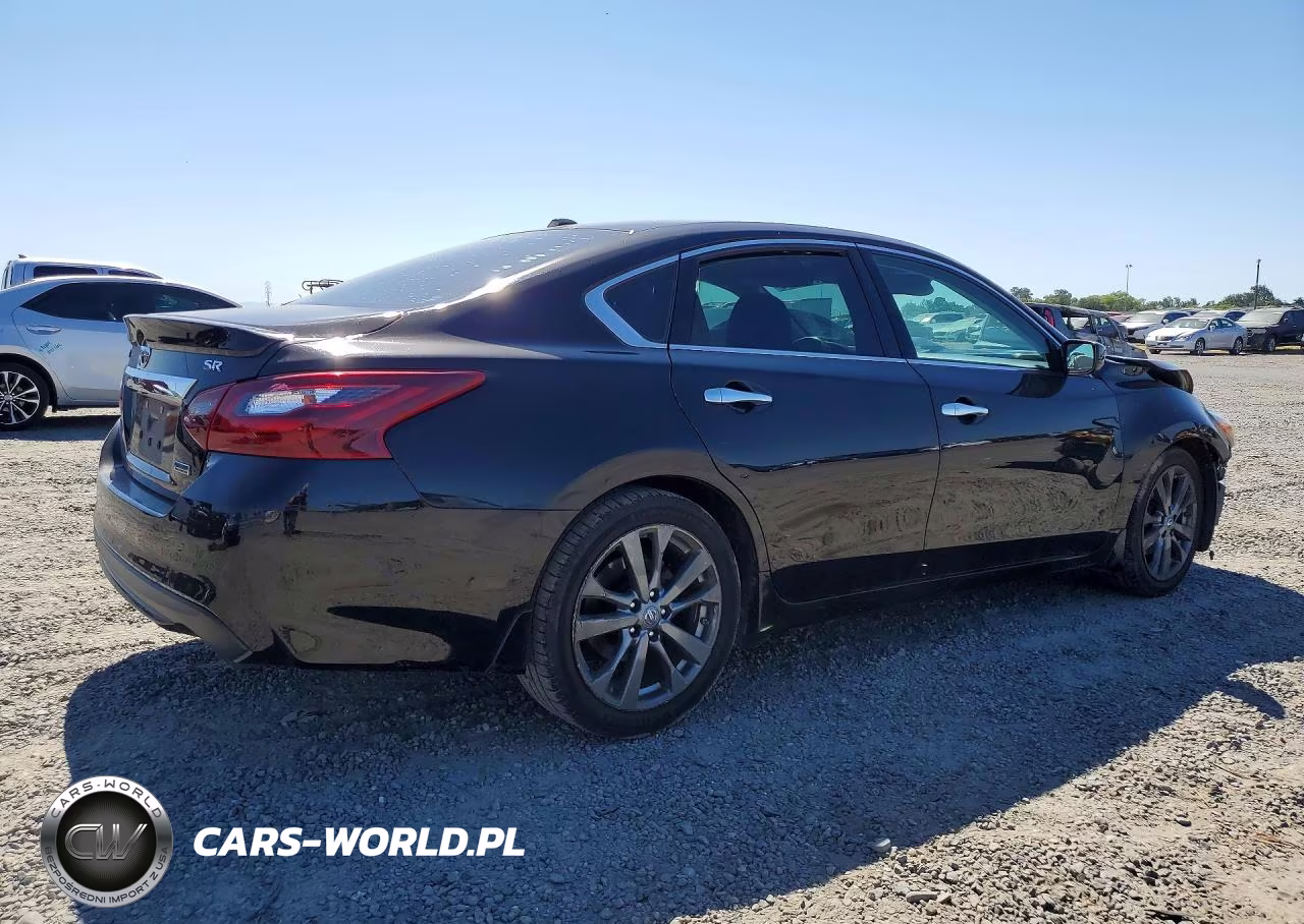 2018 Nissan Altima 2.5 Sr VIN:1N4AL3AP1JC279098 - 3