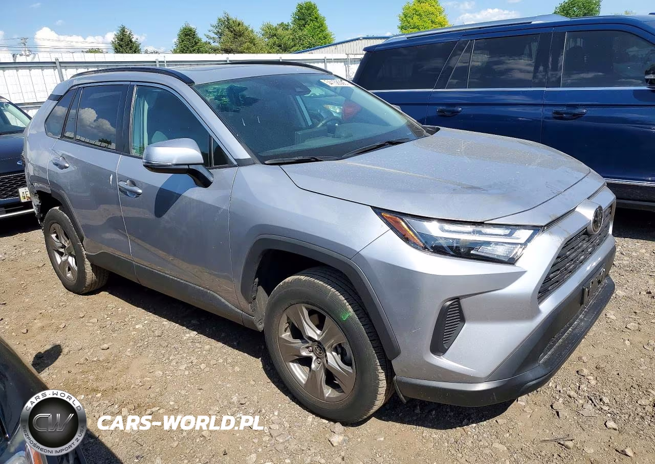 2023 Toyota Rav4 Xle VIN:2T3P1RFV7PC382988 - 4