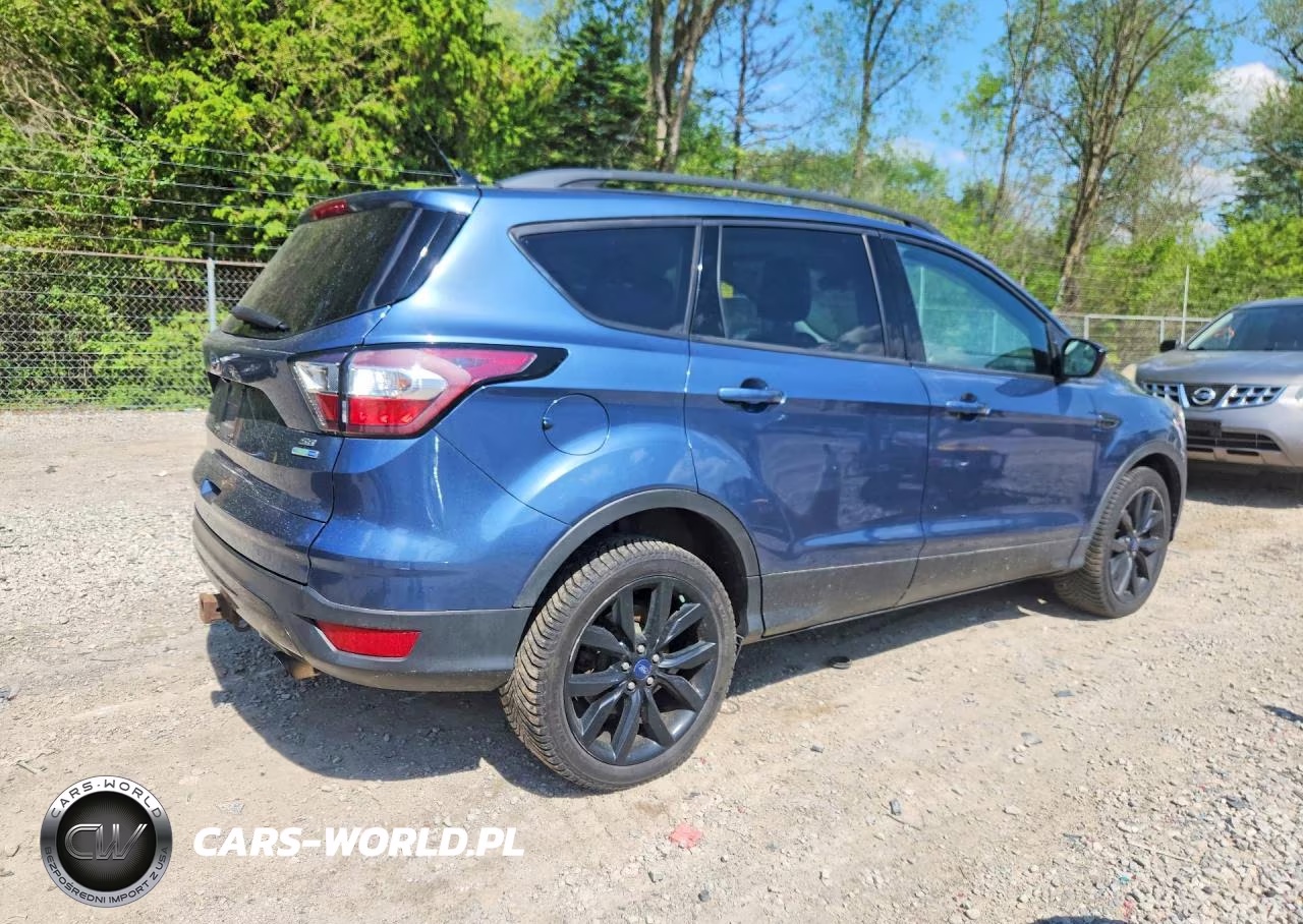 2018 Ford Escape Se VIN:1FMCU9GD9JUB81040 - 3