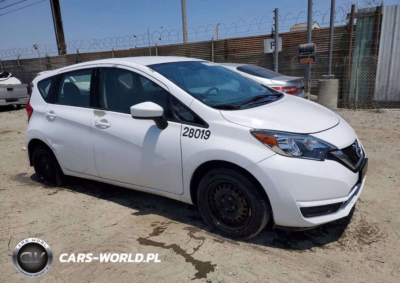 2017 Nissan Versa Note S Plus VIN:3N1CE2CP9HL372442 - 4