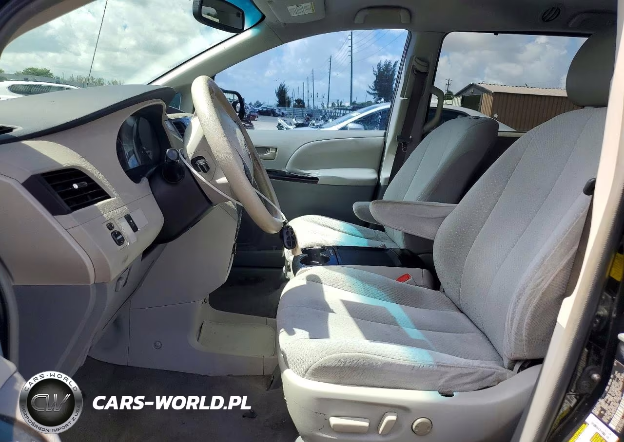 2011 Toyota Sienna Le VIN:5TDKK3DC3BS105852 - 7