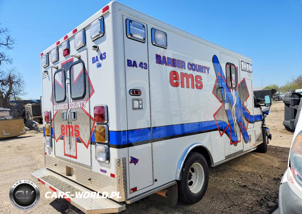 2013 Ford Econoline VIN:1FDXE4FS6DDA11417 - 3