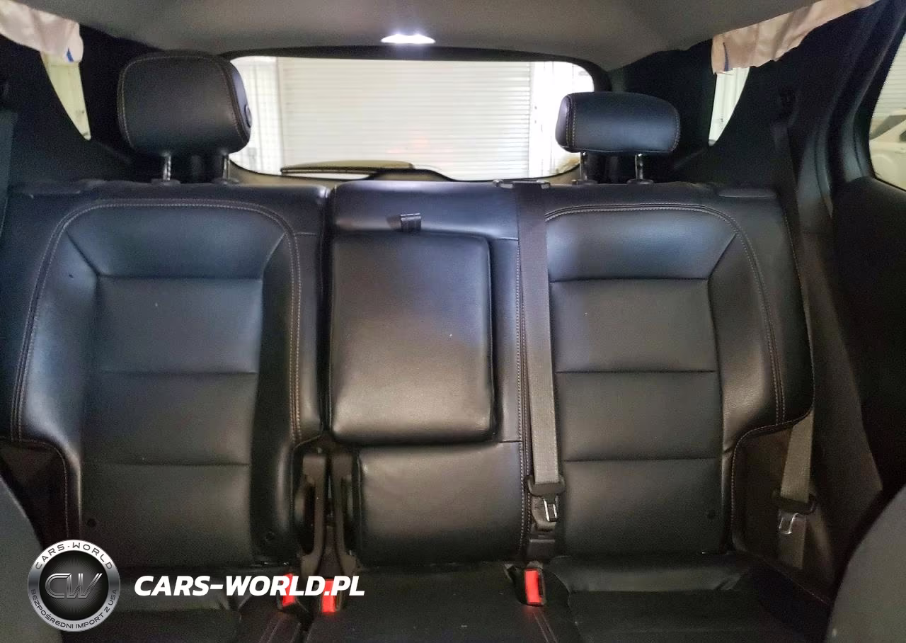 2019 Chevrolet Equinox VIN:2GNAXUEV6K6227156 - 10