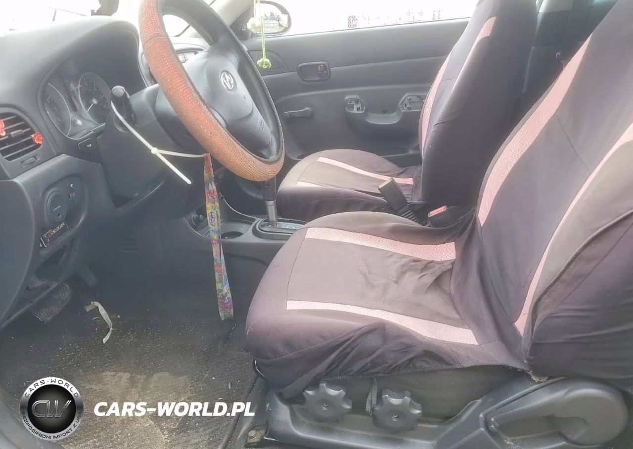 2007 Hyundai Accent Gs VIN:KMHCM36C37U044951 - 7