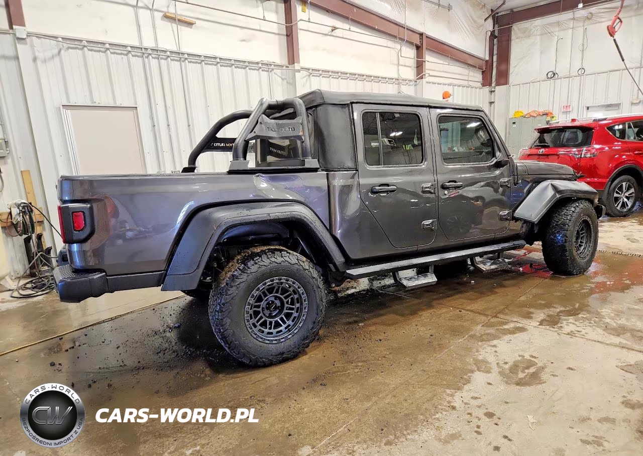 2020 Jeep Gladiator Sport VIN:1C6HJTAG0LL134403 - 3