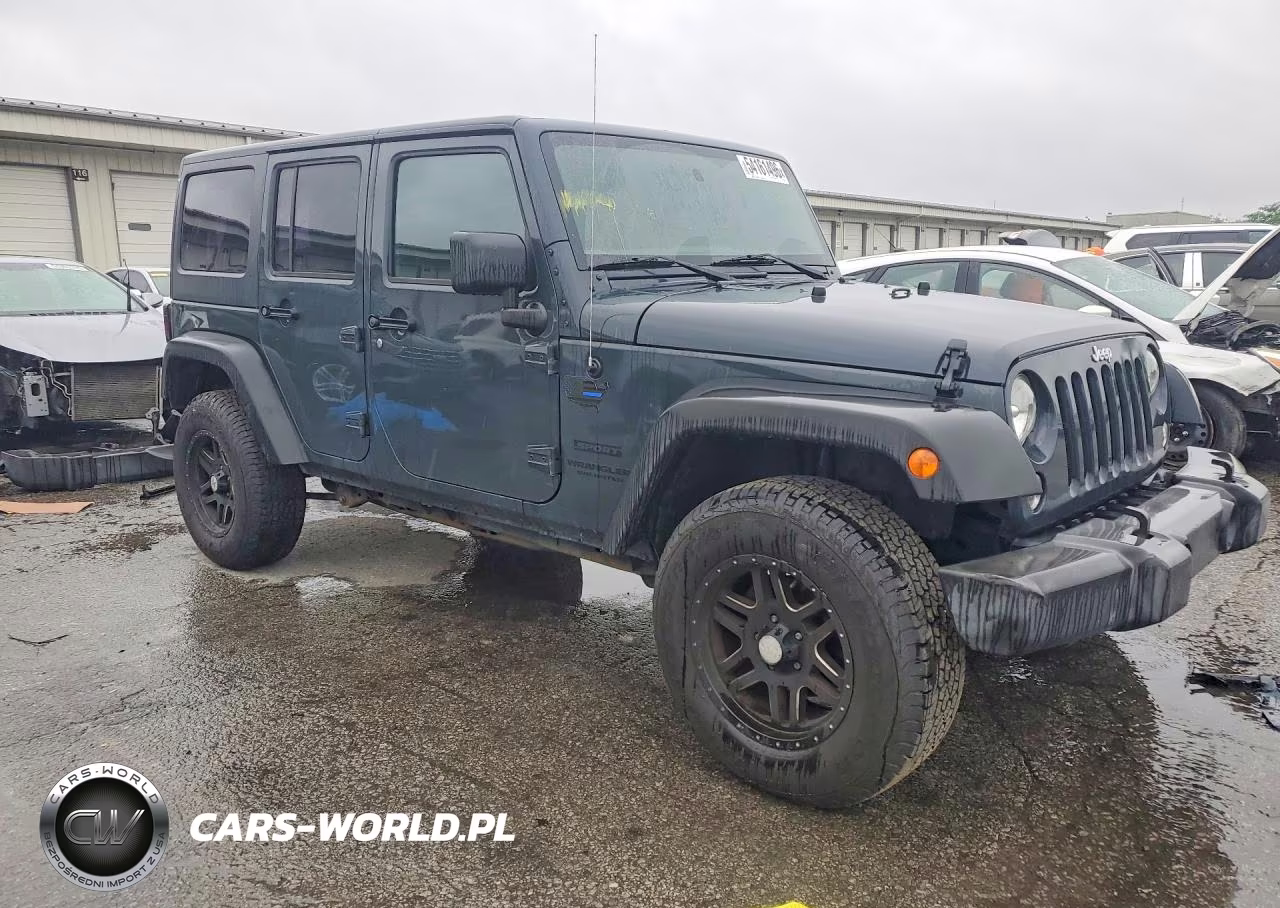 2016 Jeep Wrangler Unlimited Sport VIN:1C4BJWDGXGL246031 - 4