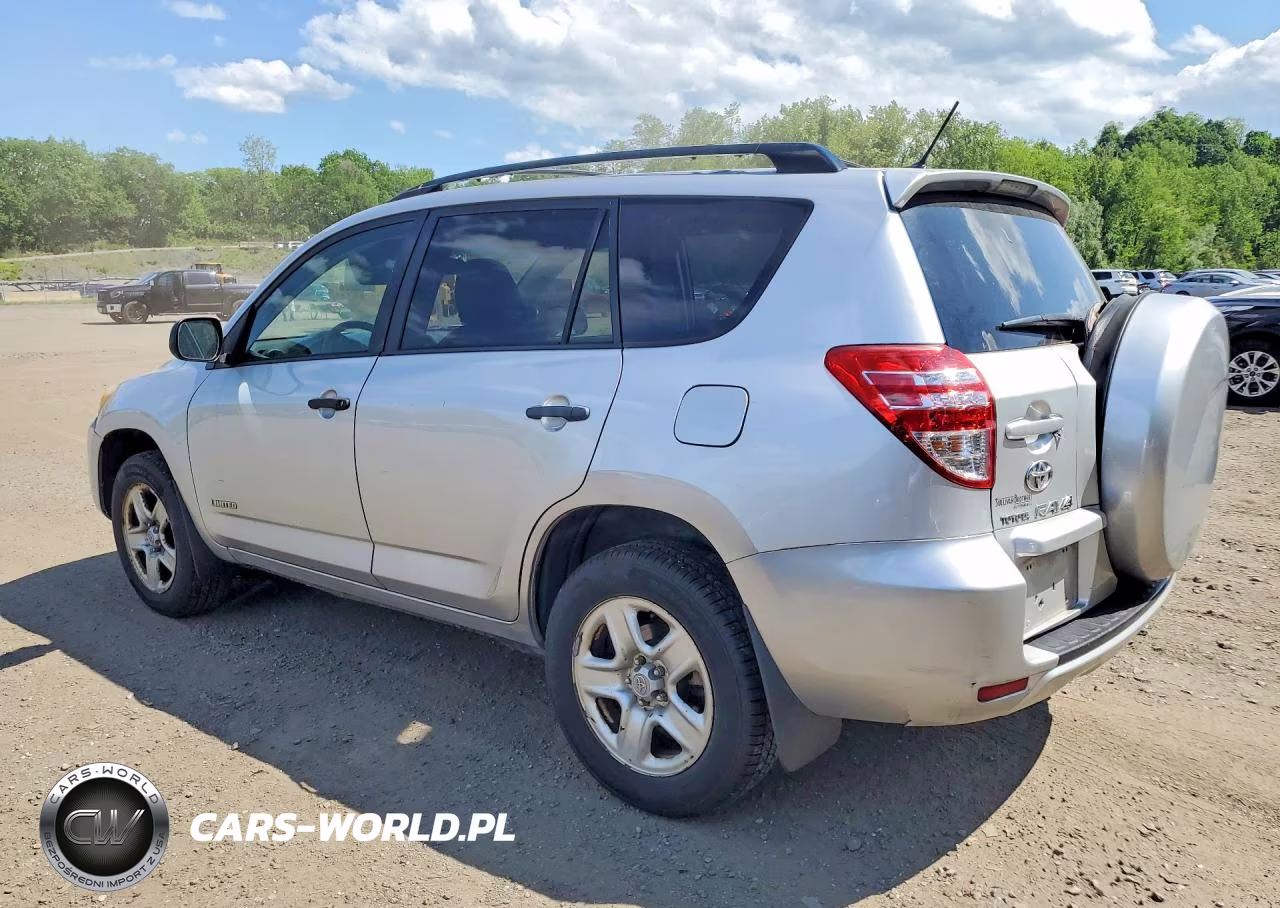 2010 Toyota Rav4 Base VIN:JTMBF4DV6AD024513 - 2