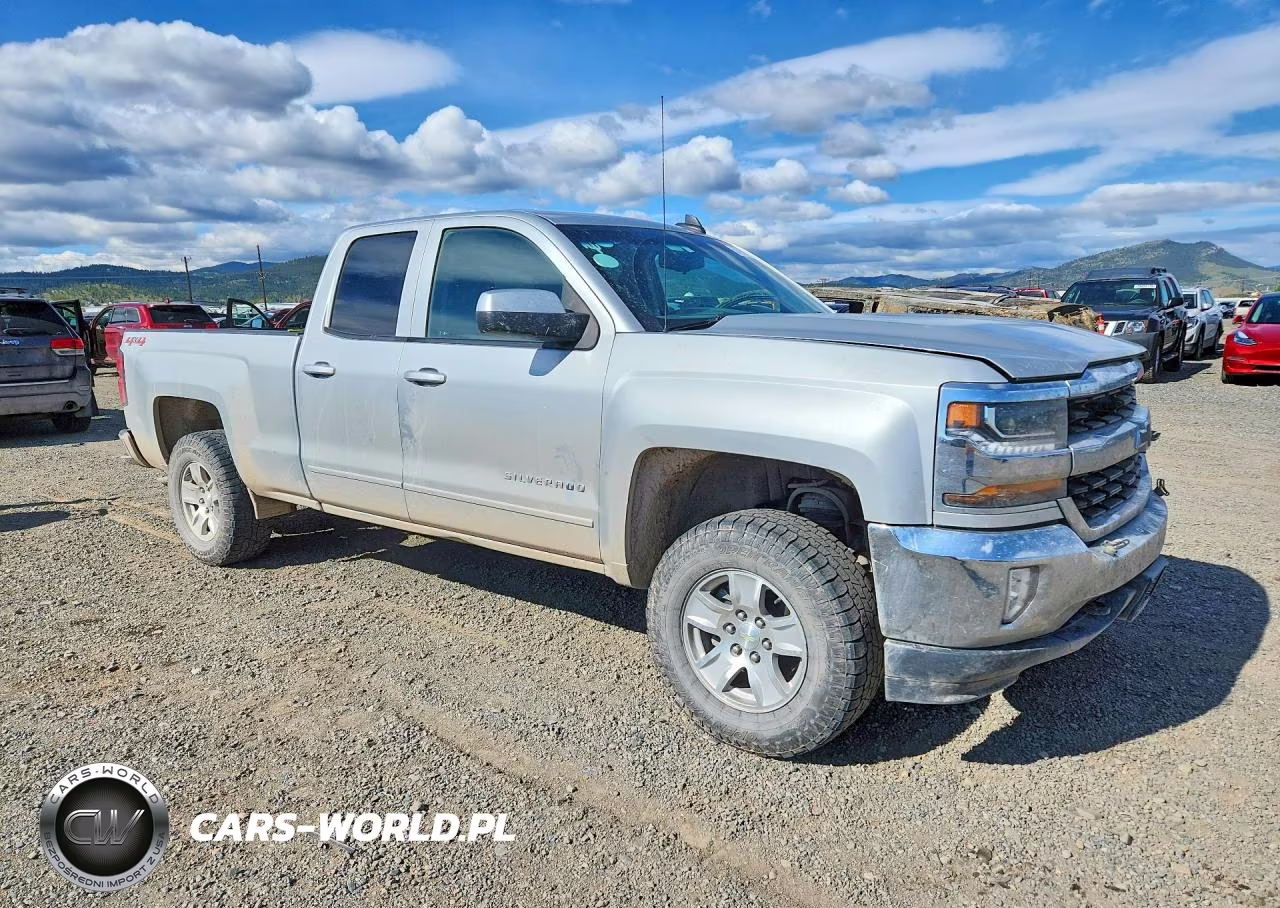 2018 Chevrolet Silverado K1500 Lt VIN:1GCVKREC1JZ231395 - 4
