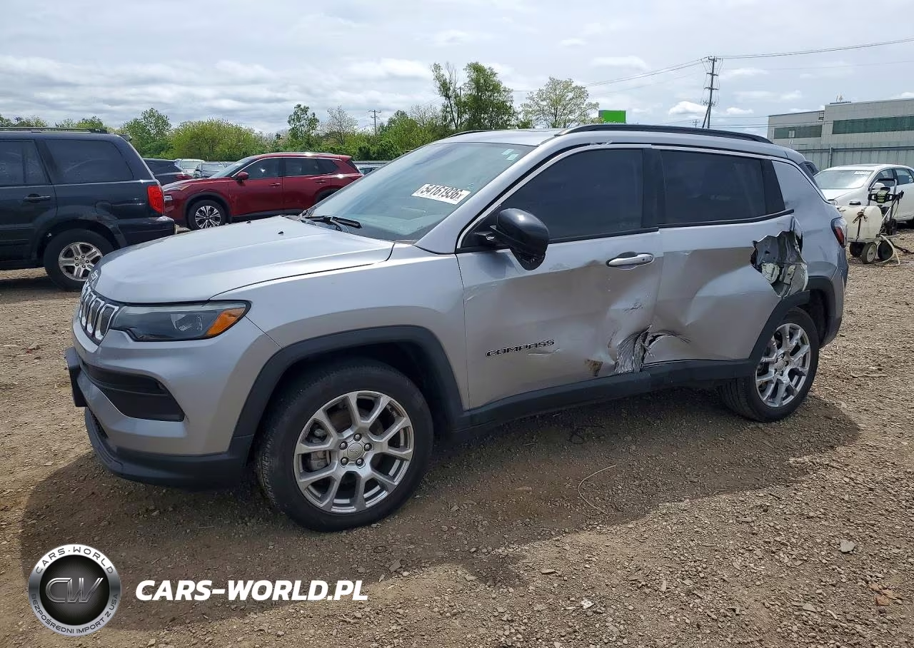 2022 Jeep Compass Latitude Lux – zdjęcie 1 z 13