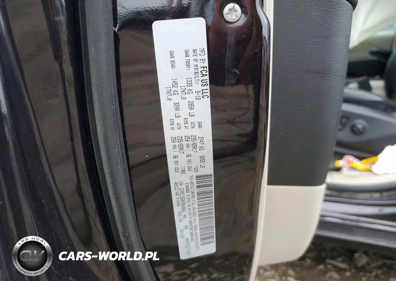 2019 Chrysler Pacifica Touring L VIN:2C4RC1BG0KR549043 - 13