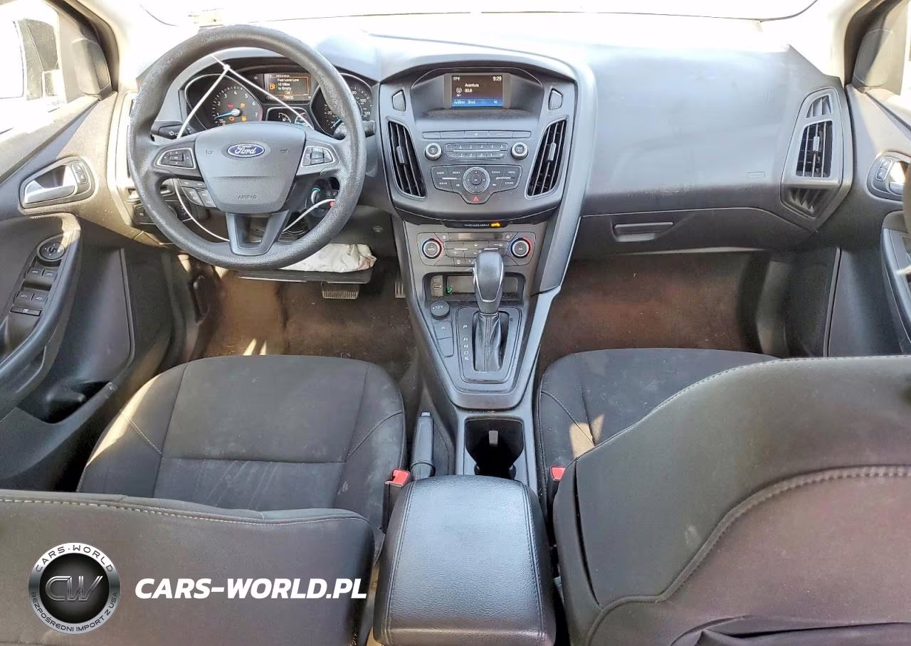 2018 Ford Focus Se VIN:1FADP3FE8JL312851 - 8
