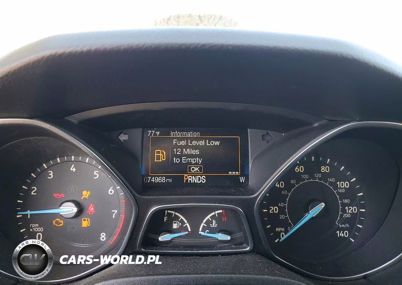 2018 Ford Focus Se VIN:1FADP3FE8JL312851 - 9
