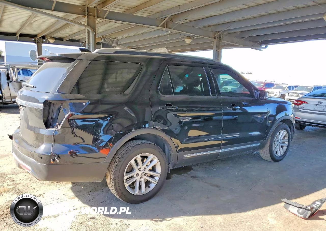 2016 Ford Explorer Xlt VIN:1FM5K7D83GGA86006 - 3