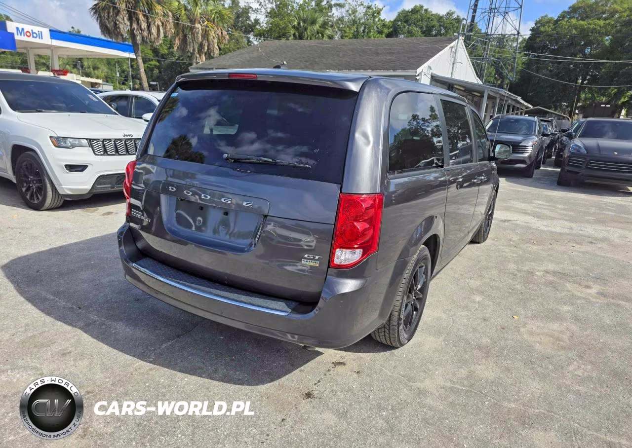 2019 Dodge Grand Caravan Gt VIN:2C4RDGEGXKR760102 - 4