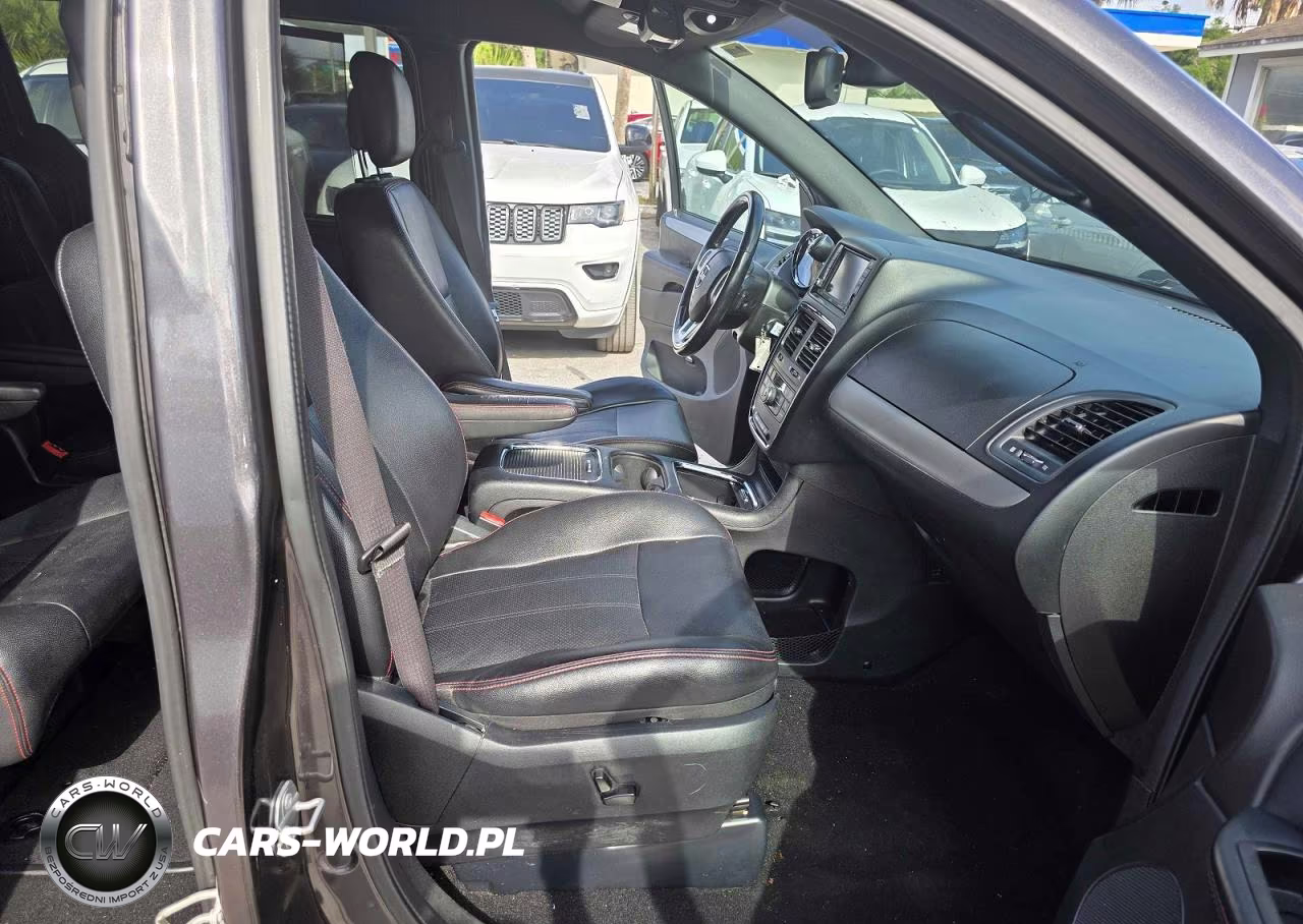 2019 Dodge Grand Caravan Gt VIN:2C4RDGEGXKR760102 - 5