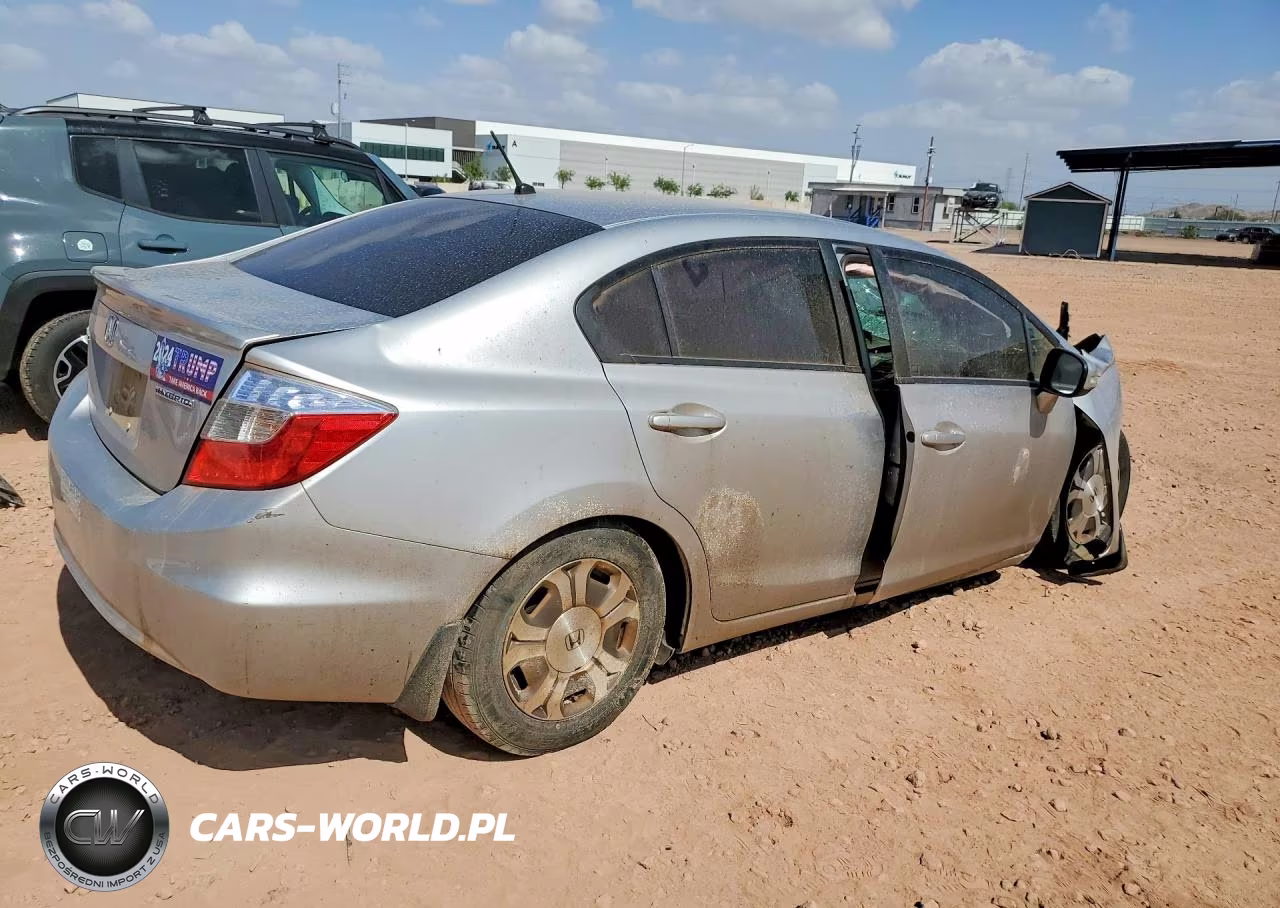 2012 Honda Civic Hybrid VIN:JHMFB4F20CS000155 - 3