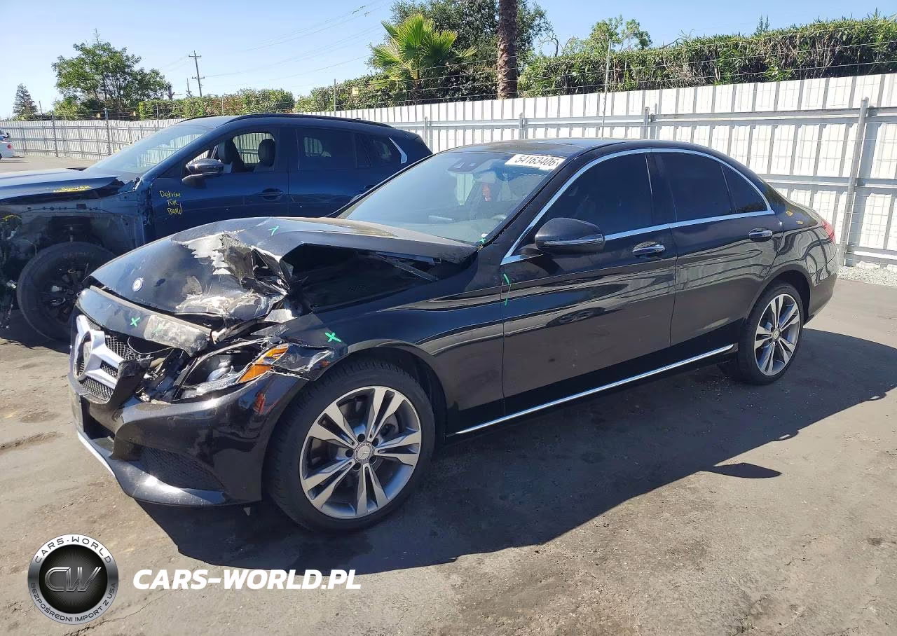 2017 Mercedes-Benz C 300 4Matic – zdjęcie 1 z 12