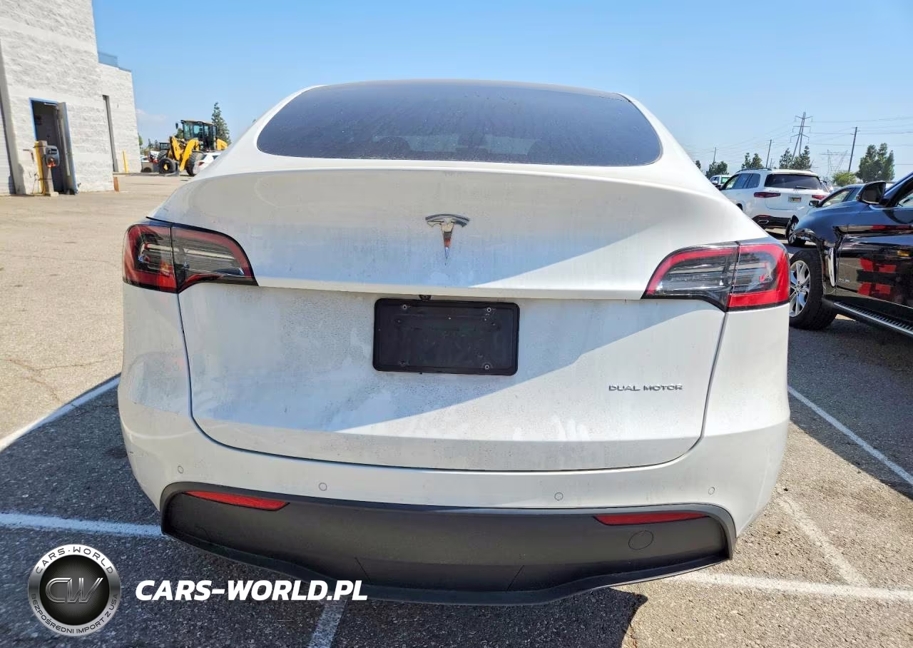 2022 Tesla Model Y VIN:7SAYGDEE9NF458478 - 6