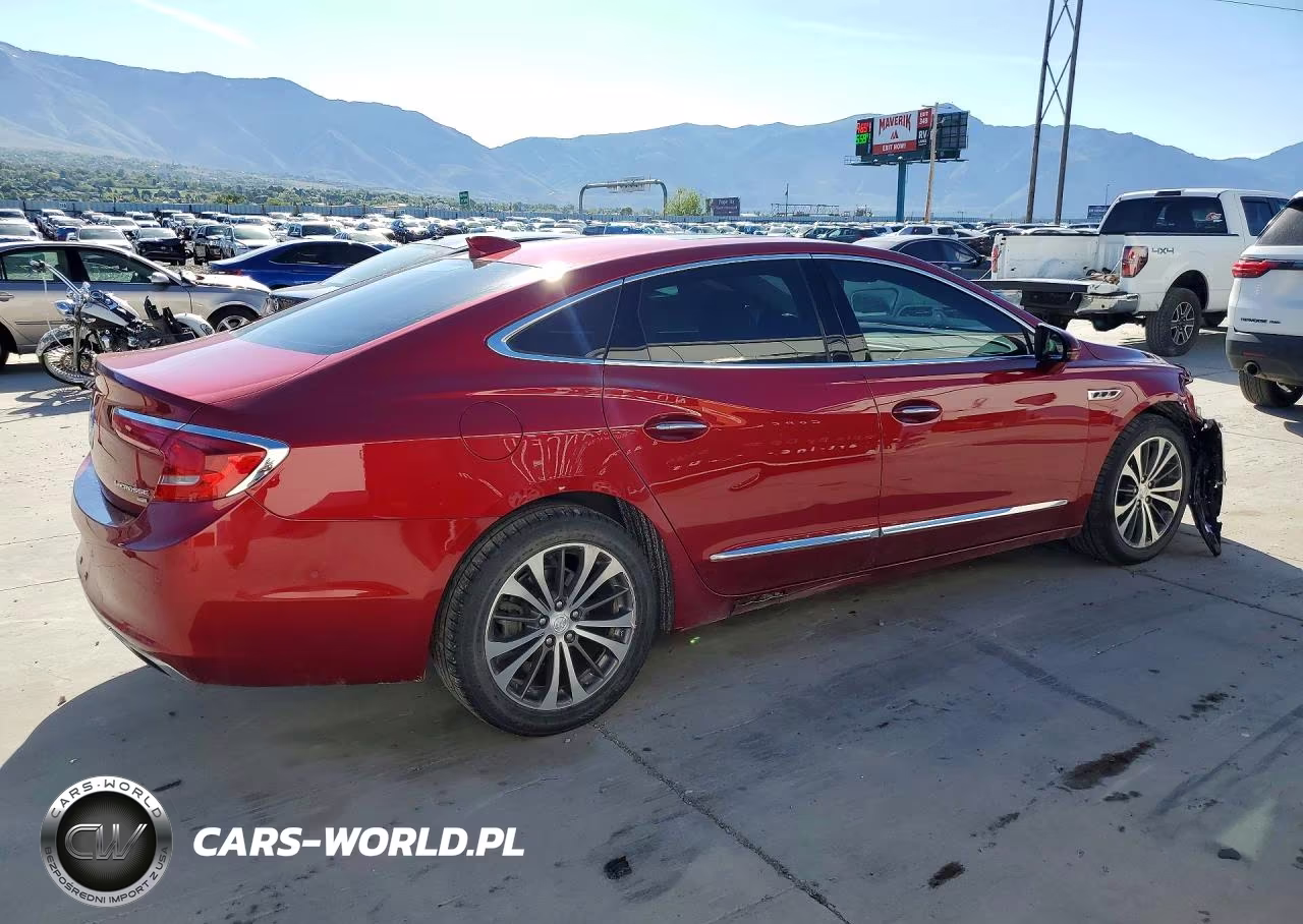 2018 Buick Lacrosse Premium VIN:1G4ZS5SS3JU137436 - 3