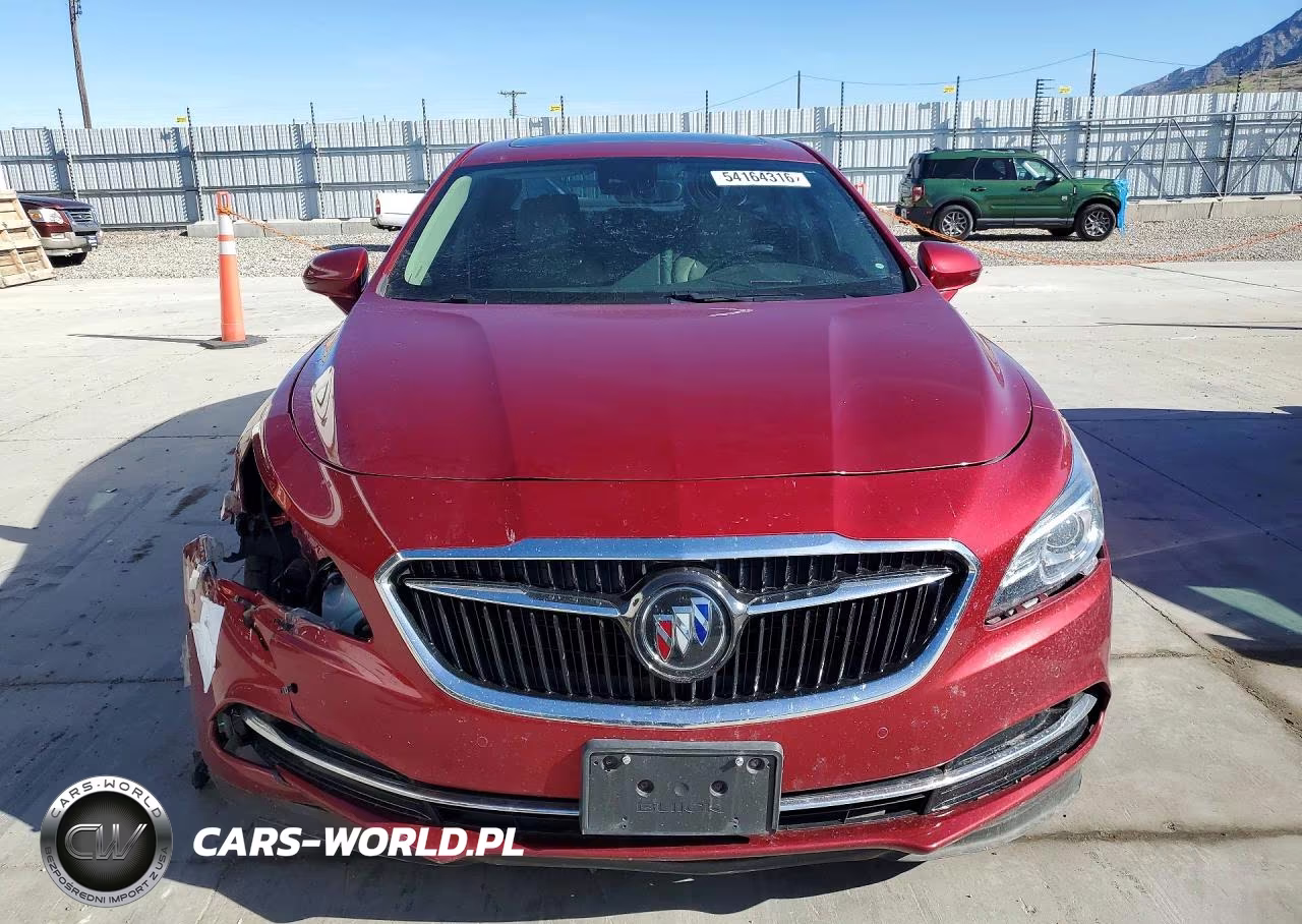 2018 Buick Lacrosse Premium VIN:1G4ZS5SS3JU137436 - 5